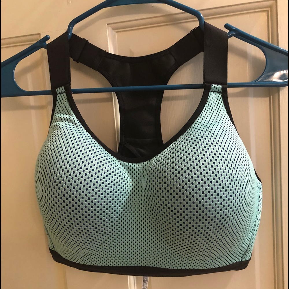 VS sports bra